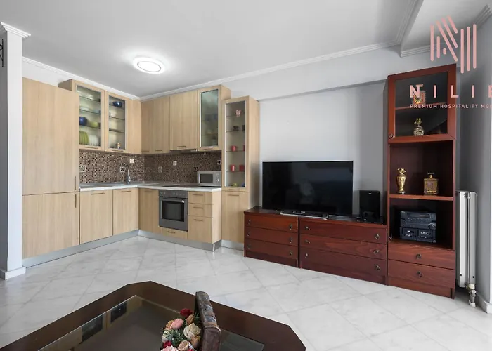 Estrella, Nilie Hospitality Mgmt